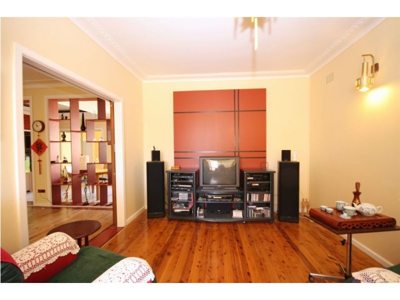 24 Bimbil Street, Blacktown NSW 2148