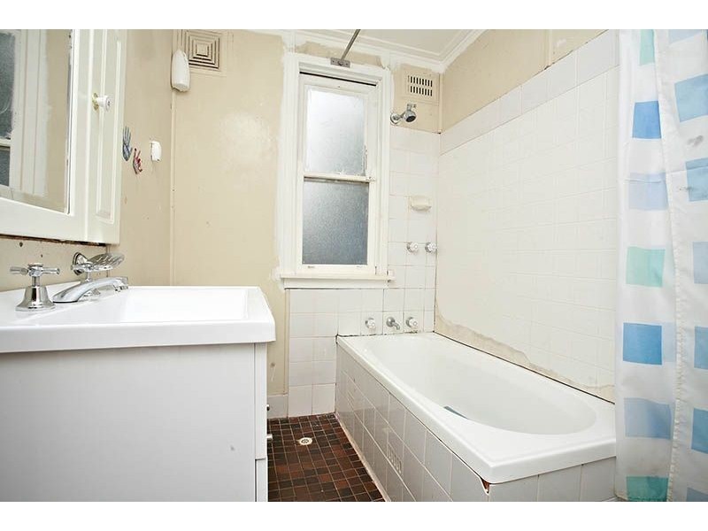 27 Nella Dan Avenue, Tregear NSW 2770