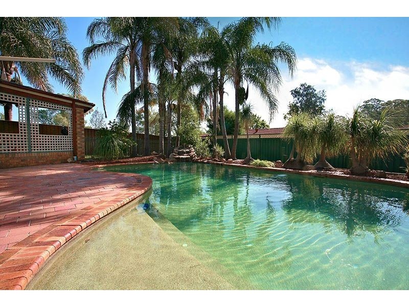 81 Blackwell Avenue, St Clair NSW 2759