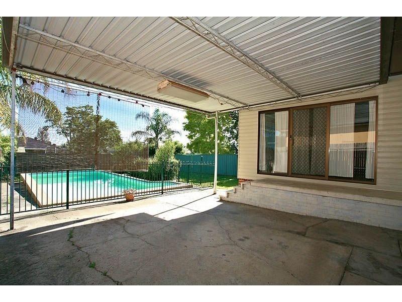 25 Ronald Street, Blacktown NSW 2148