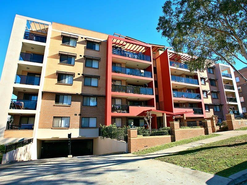 21/8-14 Oxford Street, Blacktown NSW 2148