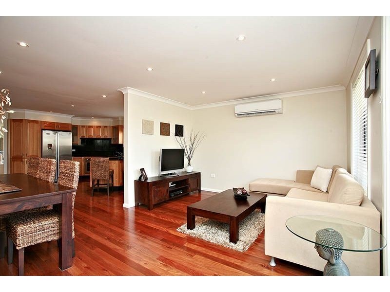 44 Cowley Crescent, Prospect NSW 2148