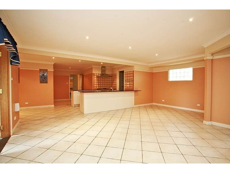 19 Chaplin Crescent, Quakers Hill NSW 2763