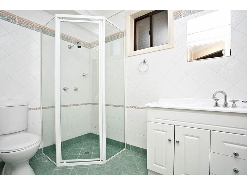 19 Chaplin Crescent, Quakers Hill NSW 2763