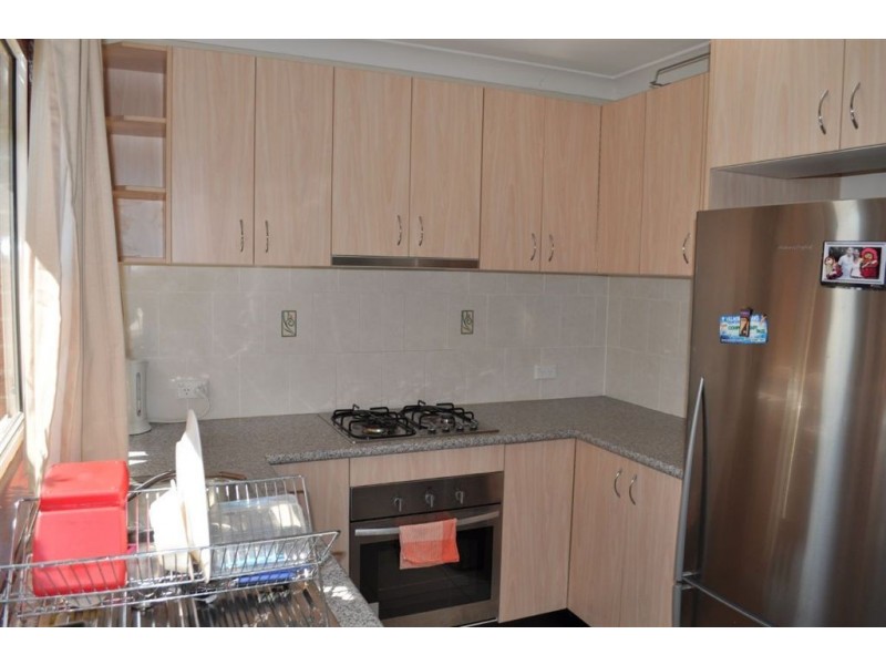 73 Cockatiel Circuit, Green Valley NSW 2168