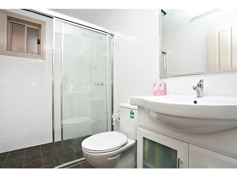 2 Foss Street, Blacktown NSW 2148