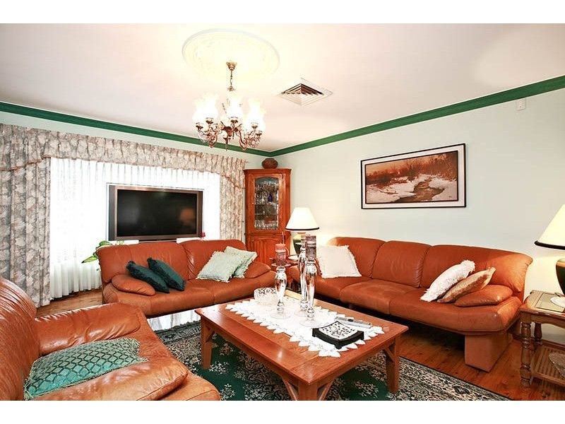 9 Norman Street, Prospect NSW 2148