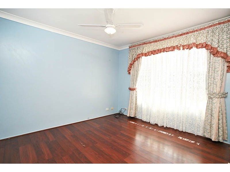 16 Loretta Place, Glendenning NSW 2761