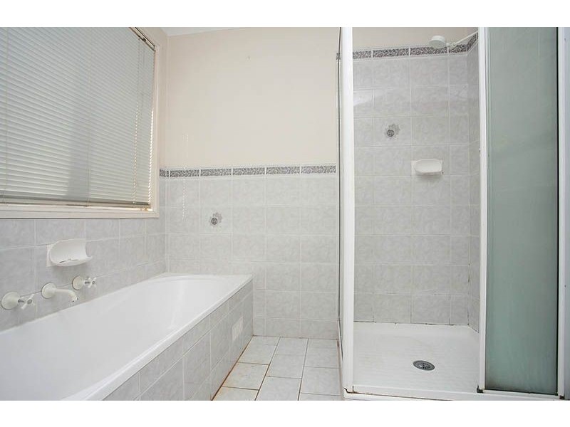 3 Dee Place, Prospect NSW 2148