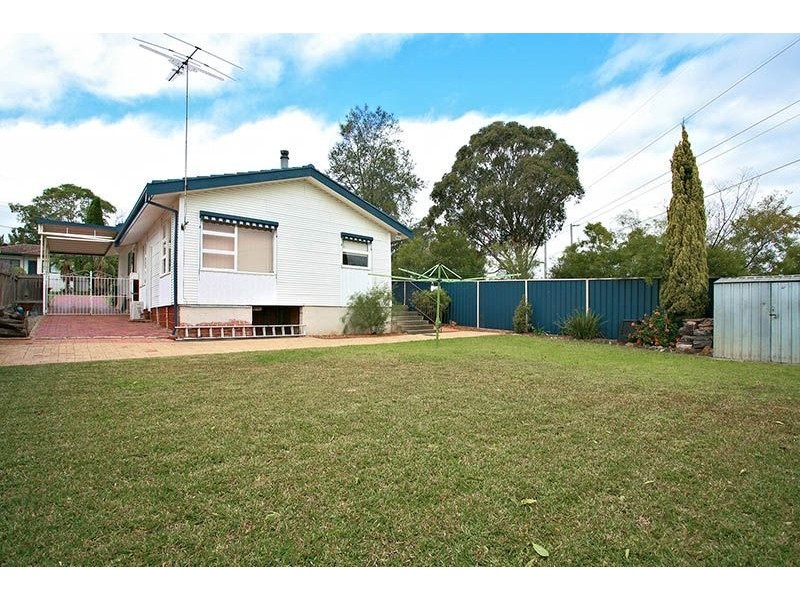 18 Tallawong Avenue, Blacktown NSW 2148