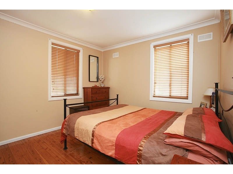 10 Robshaw Road, Marayong NSW 2148