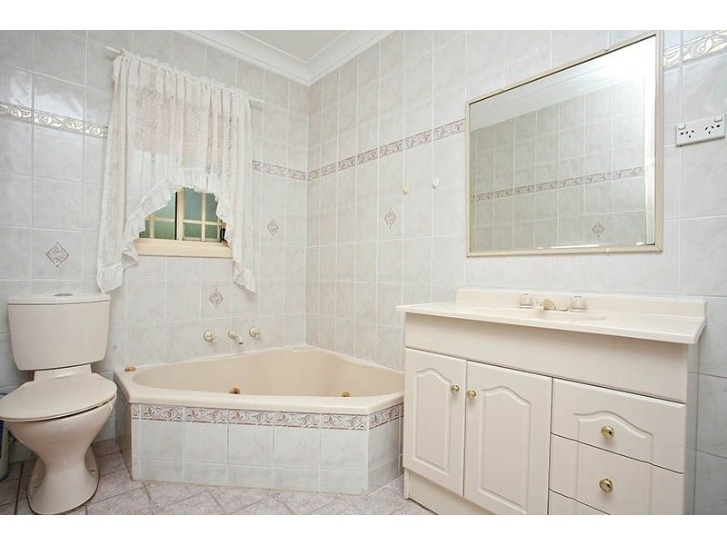 42 Charles Street, Blacktown NSW 2148