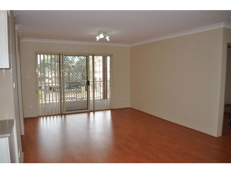 10/8-10 Fourth Avenue, Blacktown NSW 2148