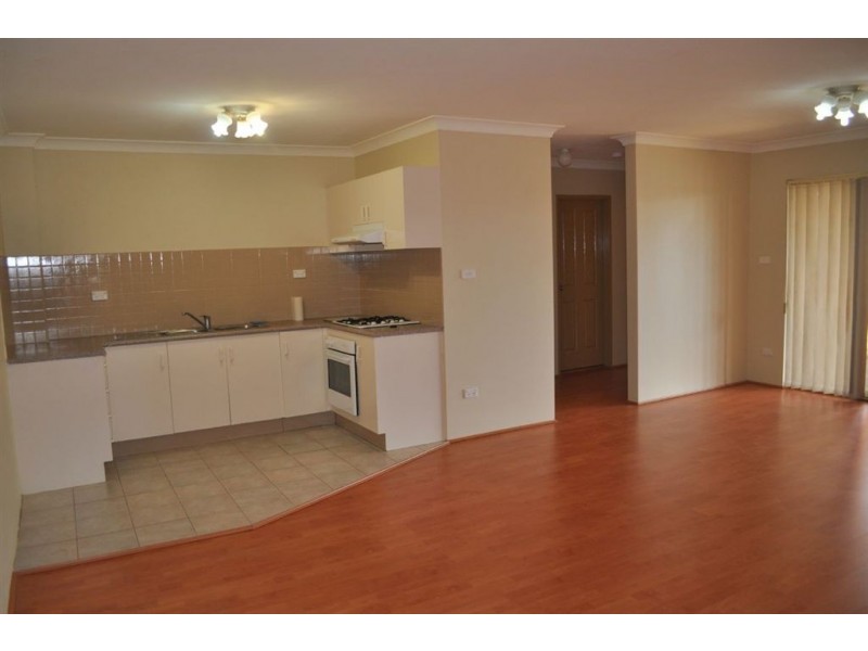 10/8-10 Fourth Avenue, Blacktown NSW 2148