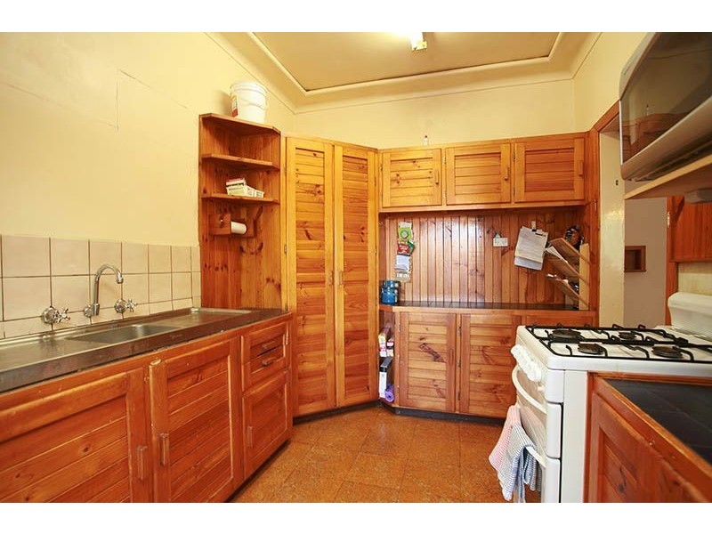 10 Savery Crescent, Blacktown NSW 2148