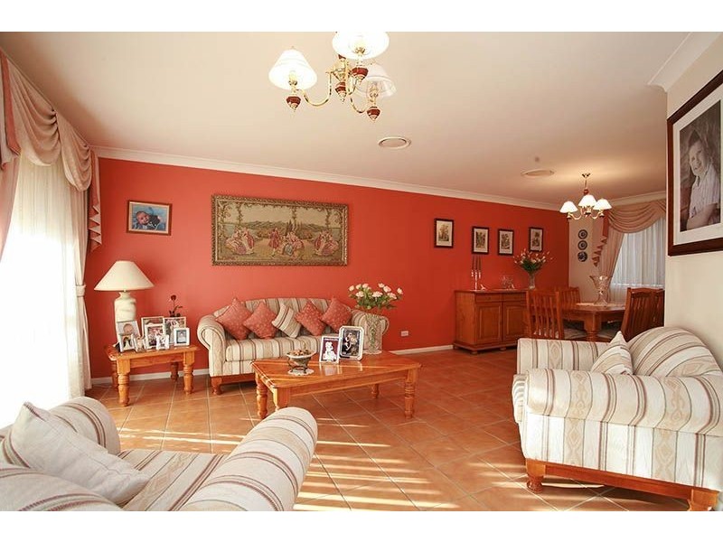 25 Talbingo Place, Woodcroft NSW 2767