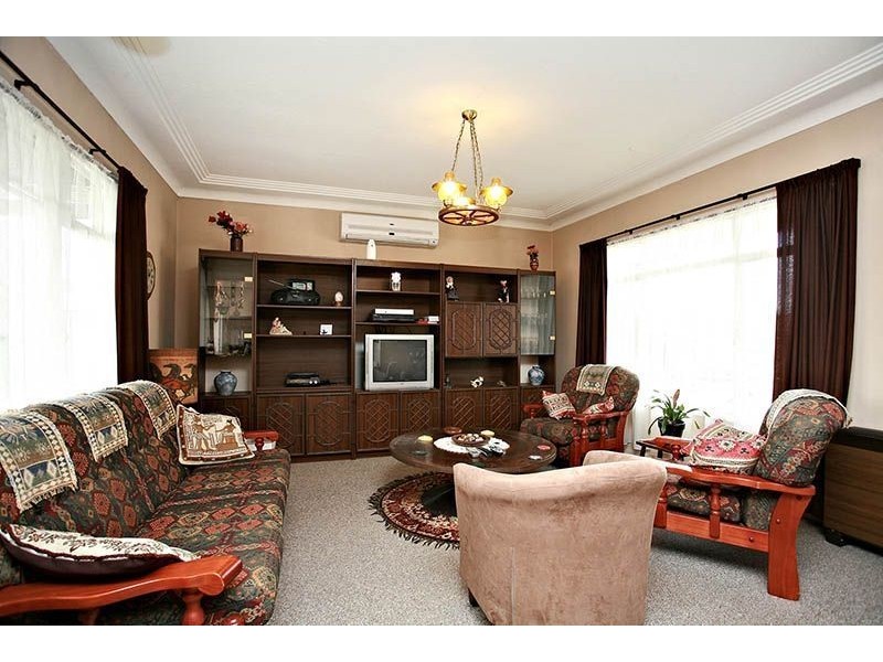 2 Kent Street, Blacktown NSW 2148