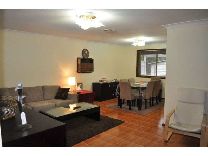 20 Bombala Crescent, Quakers Hill NSW 2763