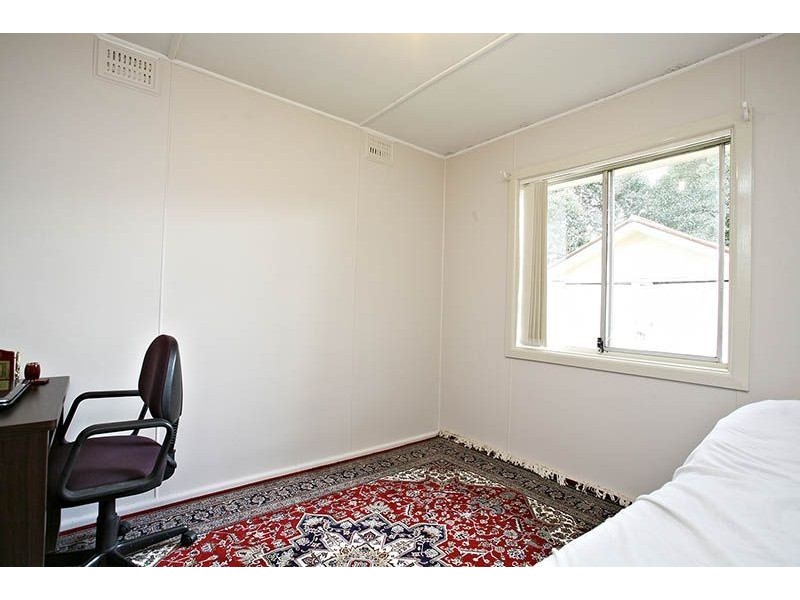 2 Ivy Street, Toongabbie NSW 2146