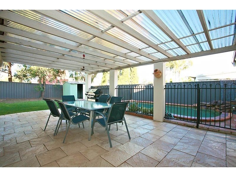 21 Holbrook Street, Bossley Park NSW 2176