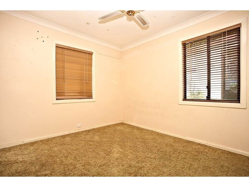 33 Lloyd Street, Blacktown NSW 2148
