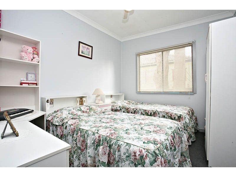 8 Melody Street, Toongabbie NSW 2146