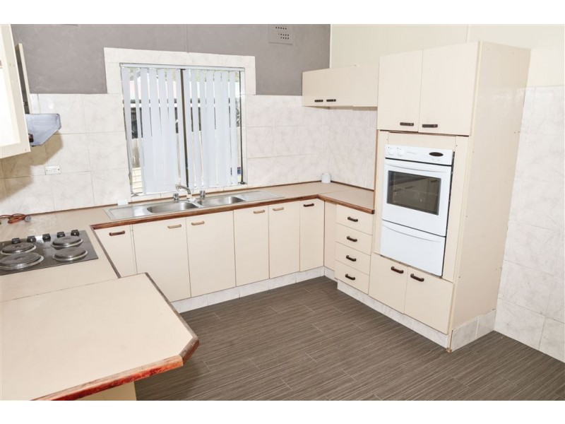 378 Flushcombe Road, Blacktown NSW 2148