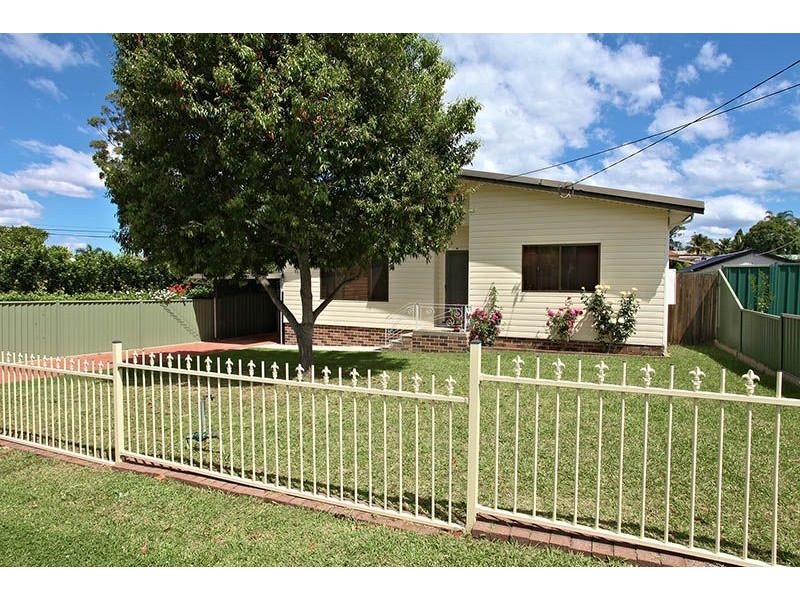 14 John Street, Blacktown NSW 2148