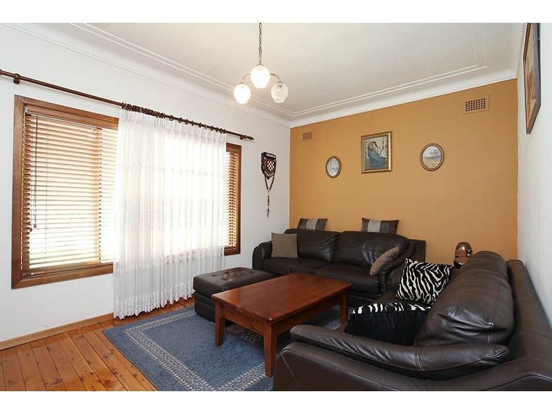14 John Street, Blacktown NSW 2148