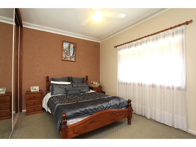 14 John Street, Blacktown NSW 2148