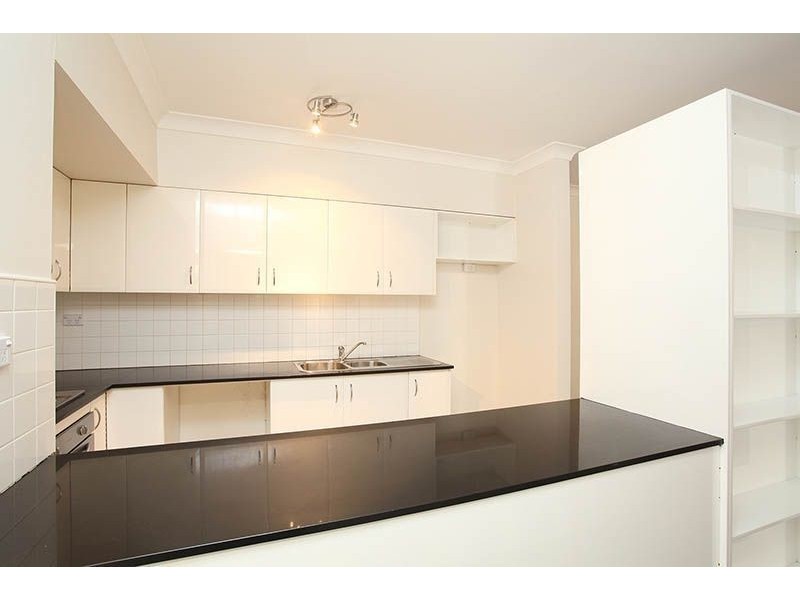 18/16-24 Oxford Street, Blacktown NSW 2148