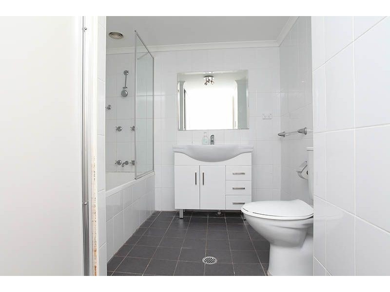 18/16-24 Oxford Street, Blacktown NSW 2148