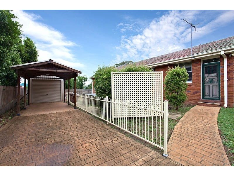 4 Linde Road, Glendenning NSW 2761