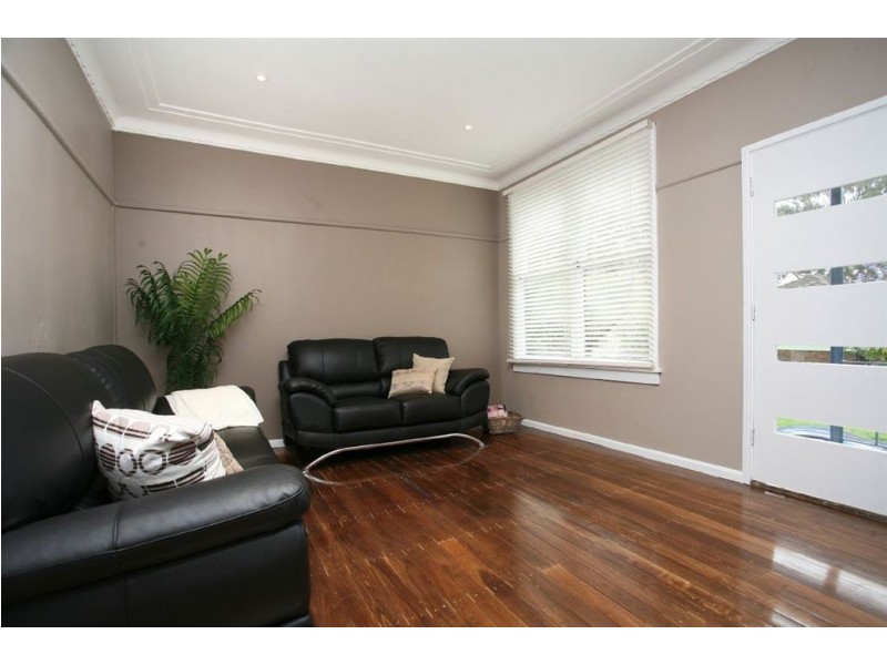 15 Ennis Place, Lalor Park NSW 2147