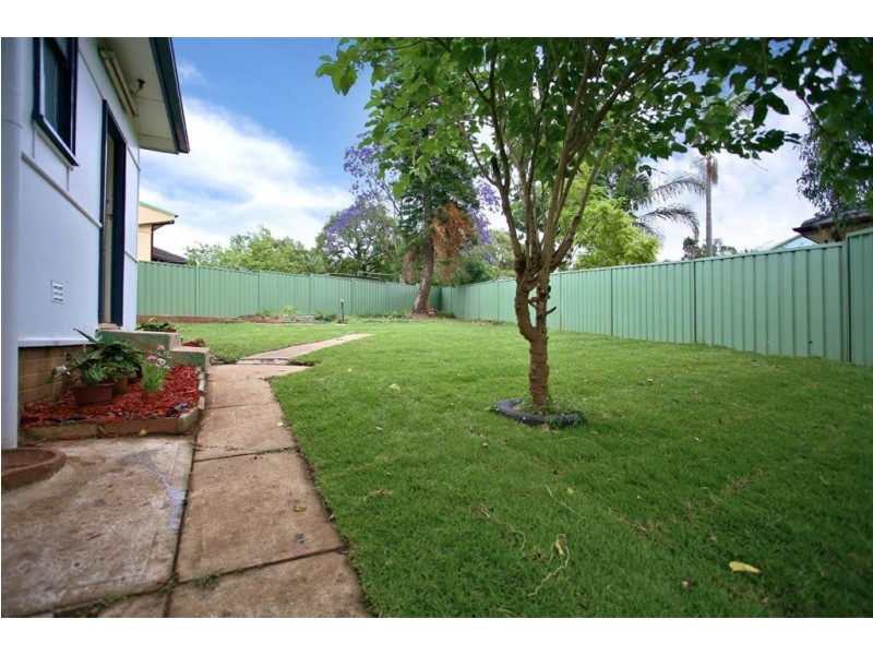 15 Ennis Place, Lalor Park NSW 2147