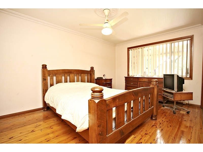 11 Loy Place, Quakers Hill NSW 2763