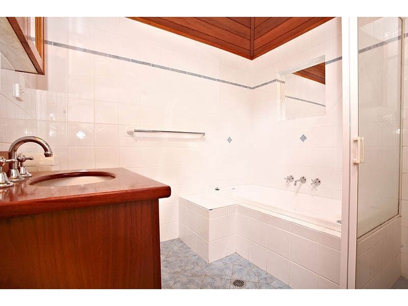 11 Loy Place, Quakers Hill NSW 2763