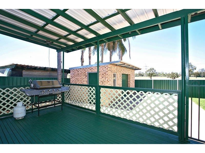 62 Captain Cook Drive, Willmot NSW 2770