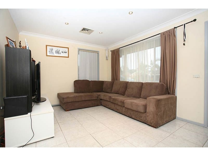 14 Orissa Way, Doonside NSW 2767