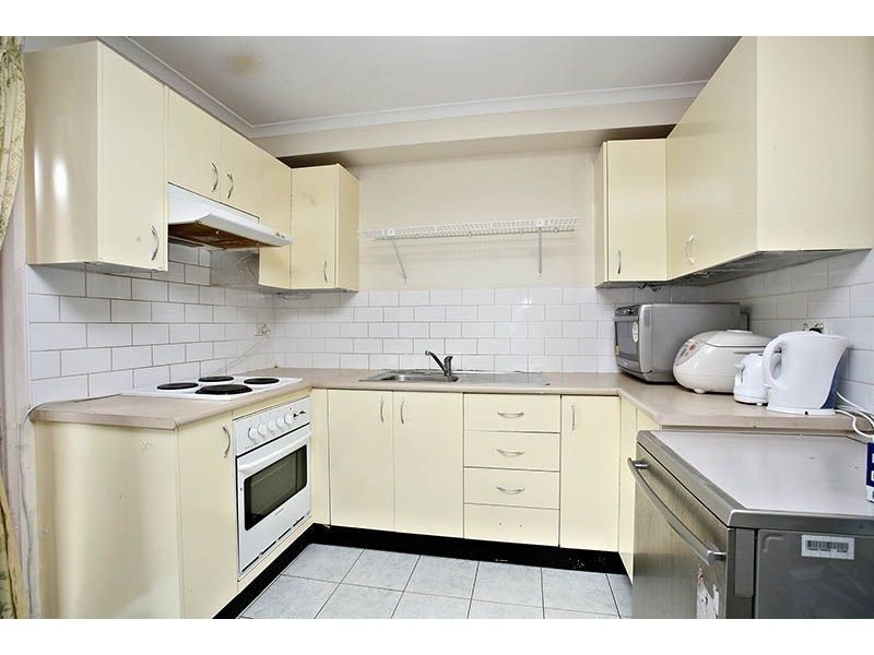 5/25 Fourth Ave, Blacktown NSW 2148
