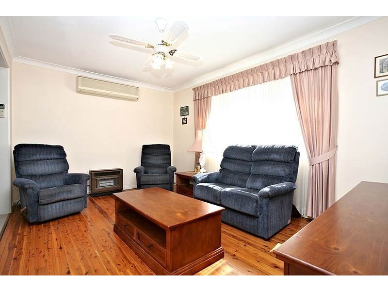 8 Olga Street, Blacktown NSW 2148