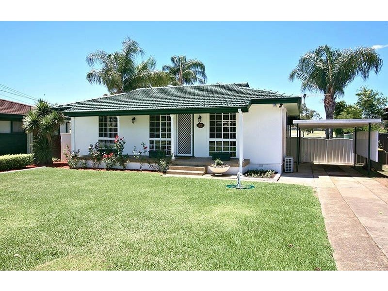 62 Captain Cook Drive, Willmot NSW 2770