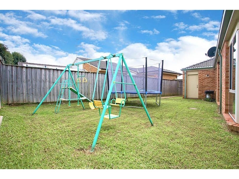 16 Holbrook Court, Stanhope Gardens NSW 2768