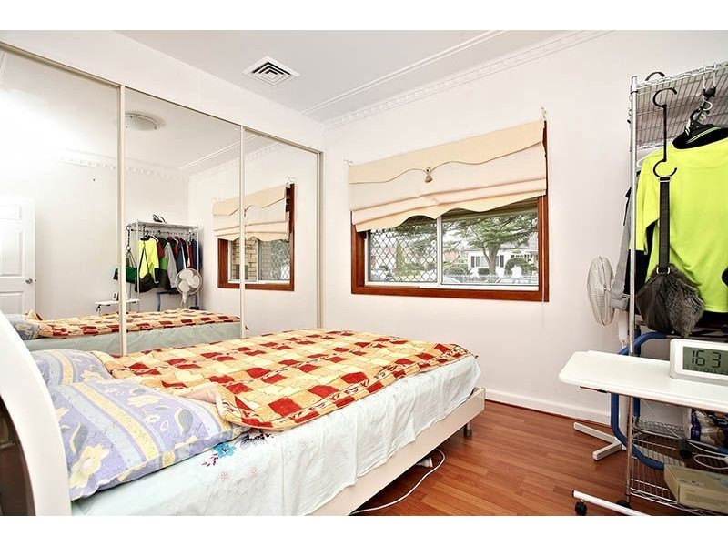 7 Dan Avenue, Blacktown NSW 2148