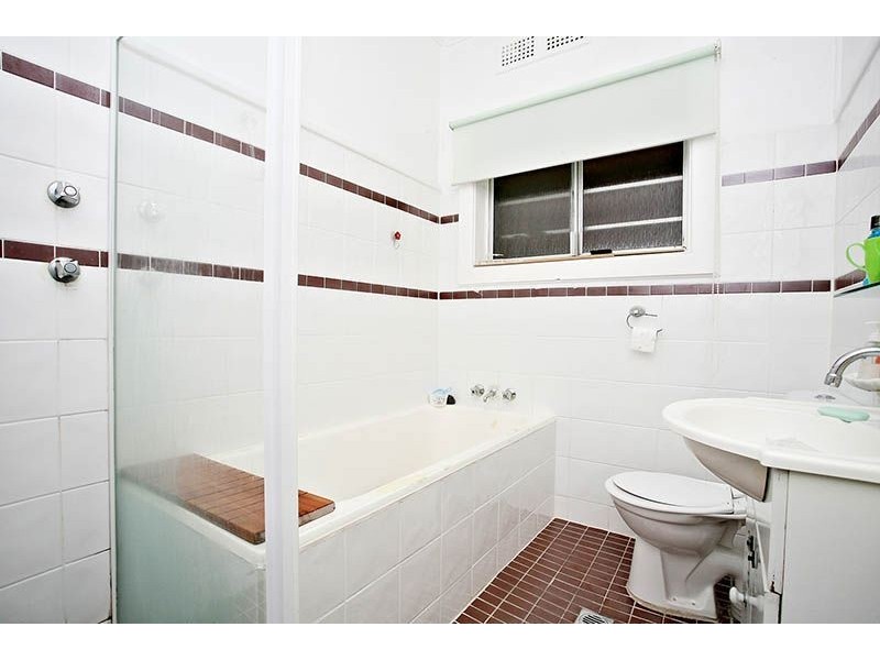 7 Dan Avenue, Blacktown NSW 2148