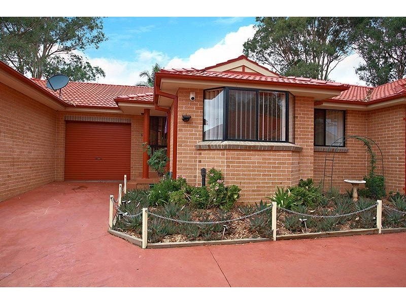 6/8 Woodside Avenue, Blacktown NSW 2148