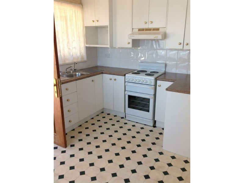 18 Howard Street, Greystanes NSW 2145