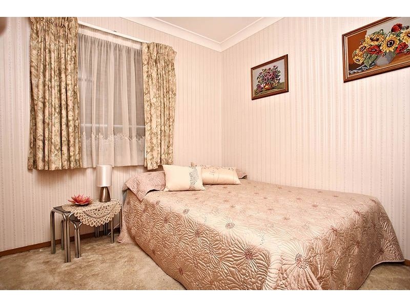 43 Nairana Drive, Marayong NSW 2148