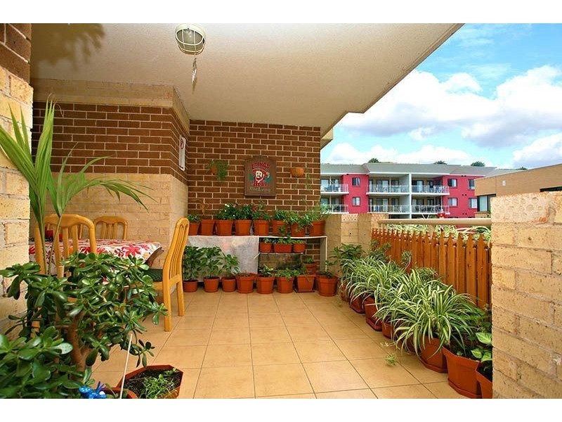 19/14 Fourth Avenue, Blacktown NSW 2148