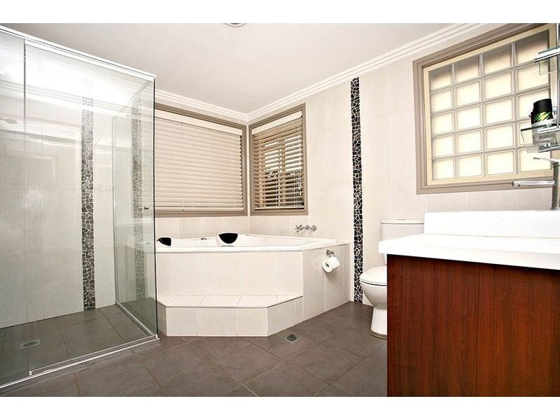 22 Chapel Circuit, Prospect NSW 2148